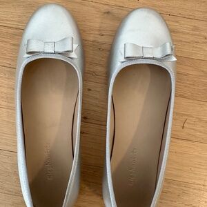 Elephantine Girls ceCamille Flats- Silver- US Size 5 Youth EU Size 36